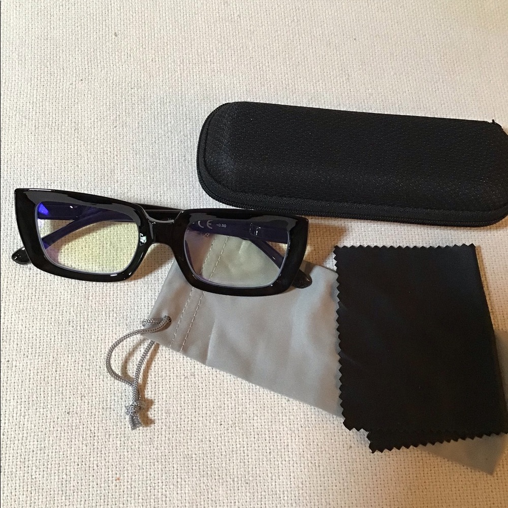 453 👓NIB CessBlu Women’s Reading Glasses +0.5👓